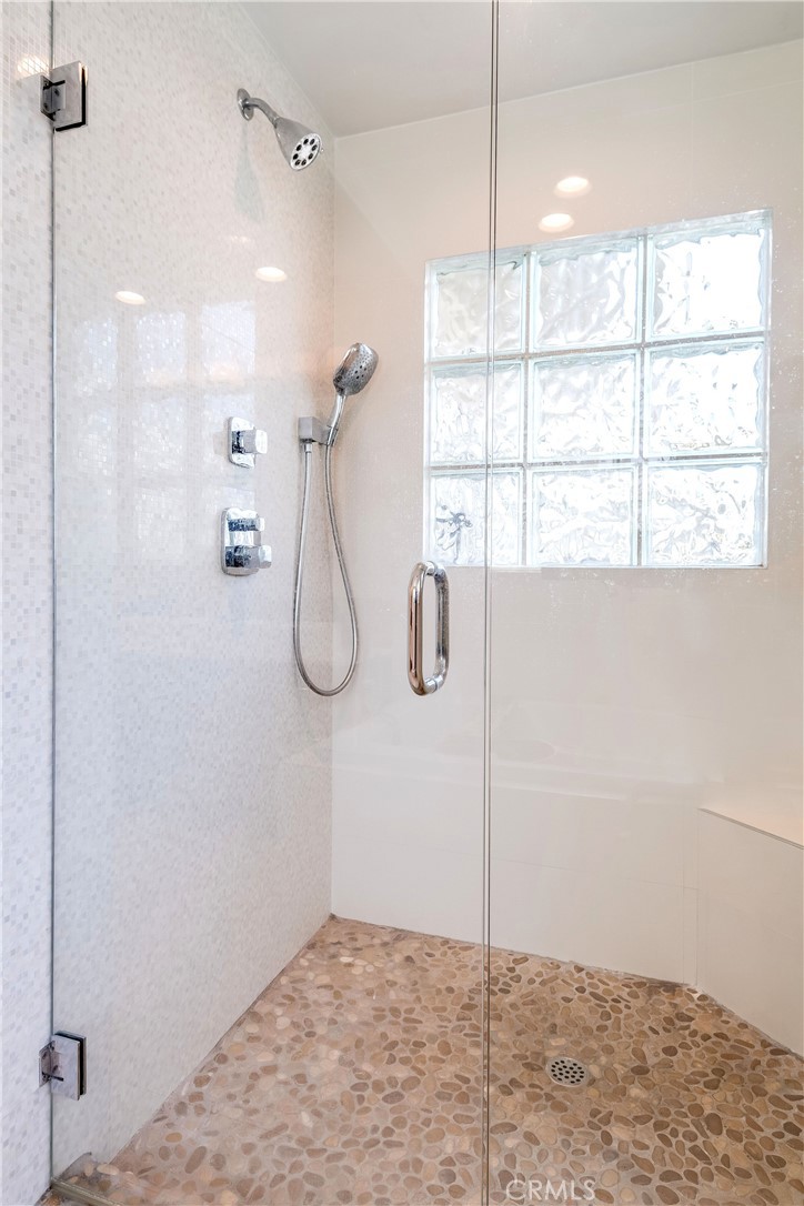 433 Marine Place, Unit B Manhattan Beach, CA 90266 - Photo 29 of 44