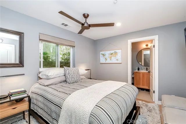 $16,500 | 433 Marine Place, Unit B, Manhattan Beach, CA 90266