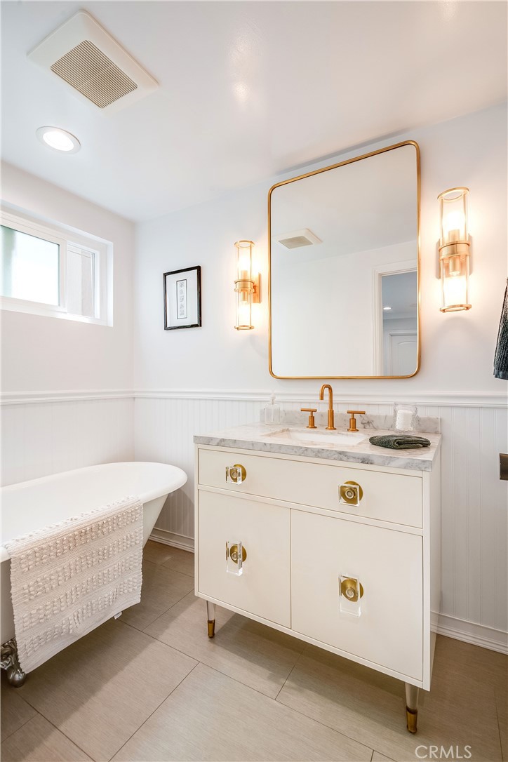 433 Marine Place, Unit B Manhattan Beach, CA 90266 - Photo 36 of 44