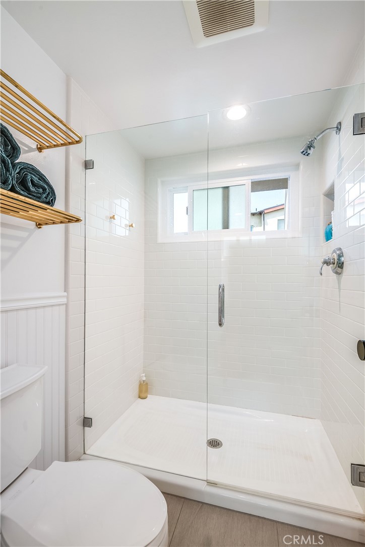 433 Marine Place, Unit B Manhattan Beach, CA 90266 - Photo 37 of 44