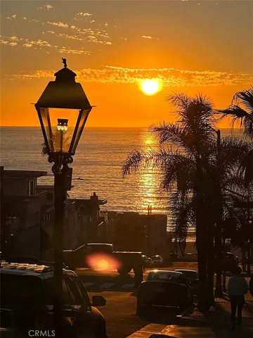 $16,500 | 433 Marine Place, Unit B, Manhattan Beach, CA 90266