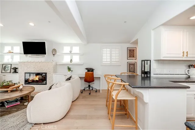 $16,500 | 433 Marine Place, Unit B, Manhattan Beach, CA 90266