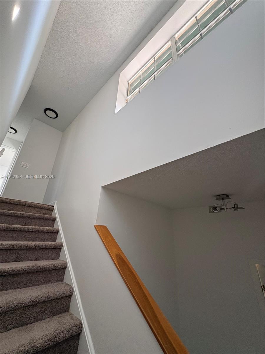 Boca del Mar Boca Raton, FL 33433 - Photo 38 of 41 a view of entryway