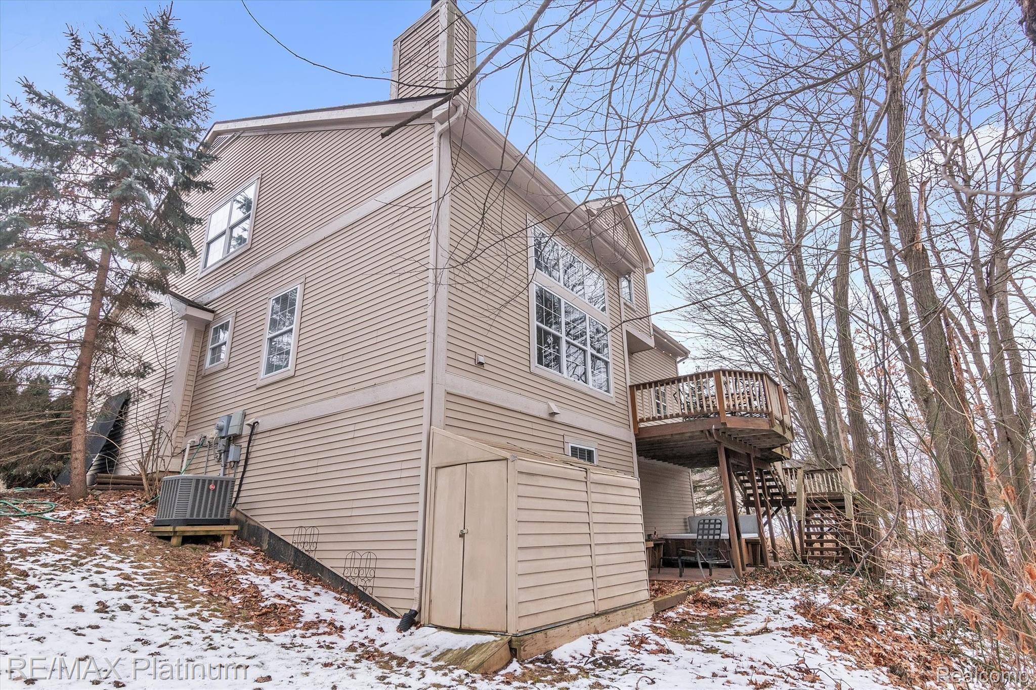 2705 Ravineside South Howell, MI 48843 - Photo 52 of 60 57-2705-Ravineside-Windowstill-Real-Estate-Photography-57.jpg