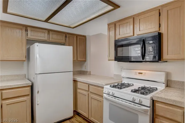 $1,250 | 7100 West Pirates Cove Road, Unit 1003, Las Vegas, NV 89145