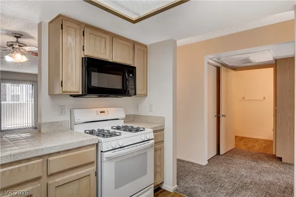 $1,250 | 7100 West Pirates Cove Road, Unit 1003, Las Vegas, NV 89145