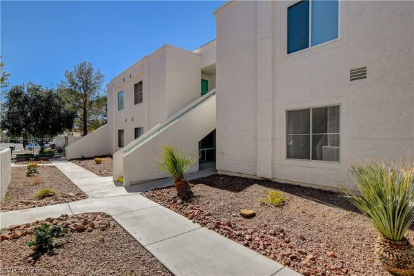 $1,250 | 7100 West Pirates Cove Road, Unit 1003, Las Vegas, NV 89145