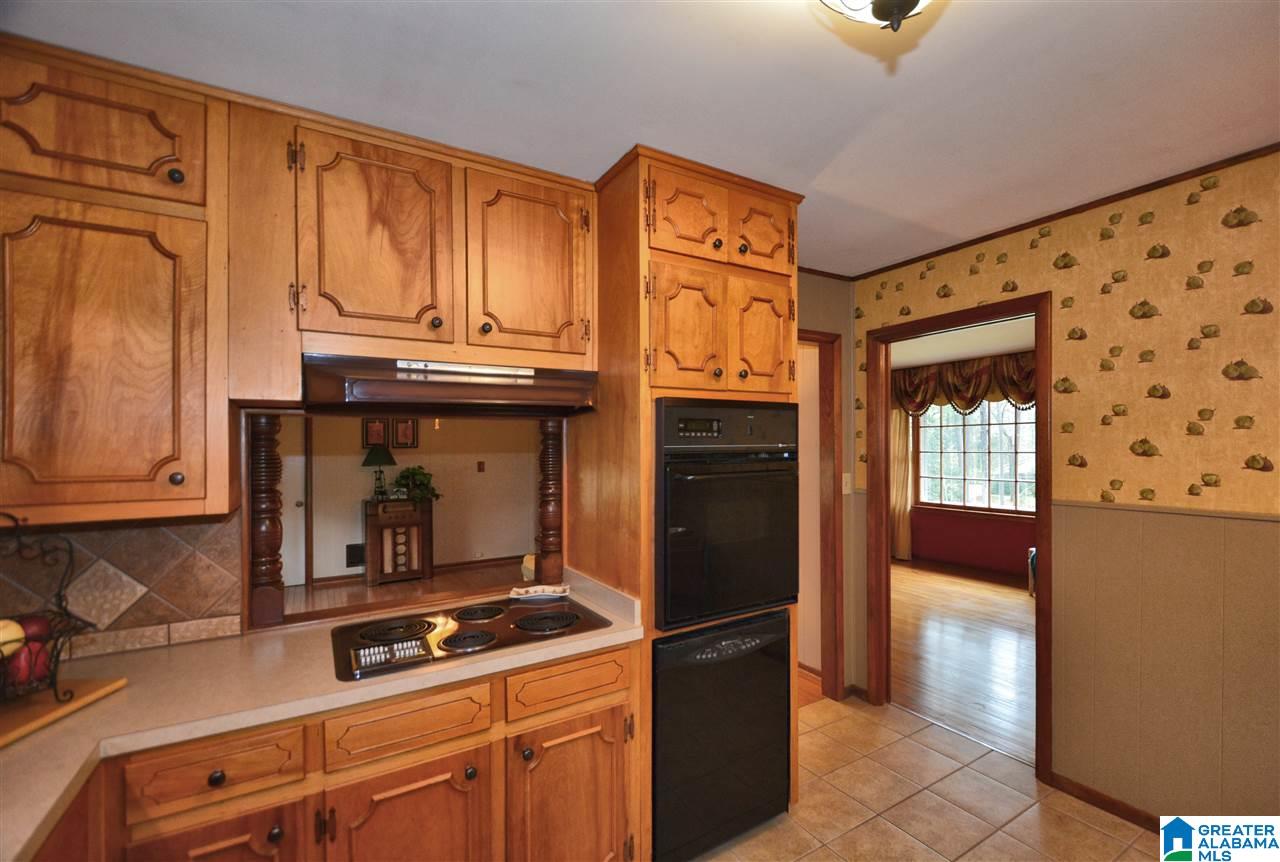 471 Del Rio Drive Birmingham, AL 35235 - Photo 12 of 34
