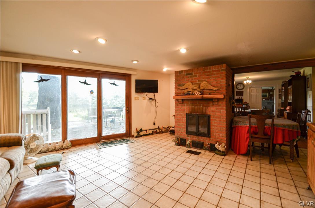 234 Rinker Road Stroudsburg, PA 18360 - Photo 13 of 49