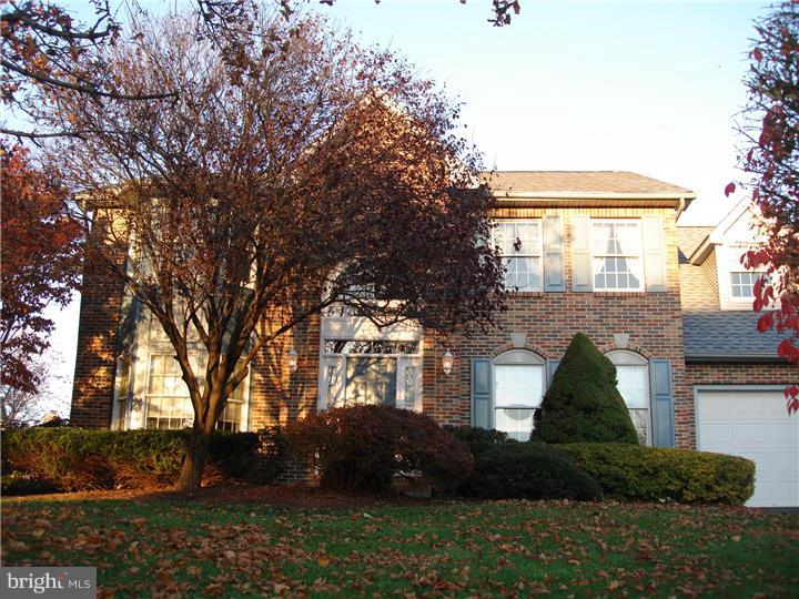 3575 Darien Road Bethlehem, PA 18020 - Photo 2 of 24 Gallery Image 2