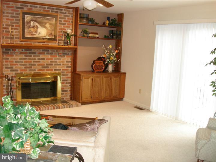 3575 Darien Road Bethlehem, PA 18020 - Photo 10 of 24 Gallery Image 10