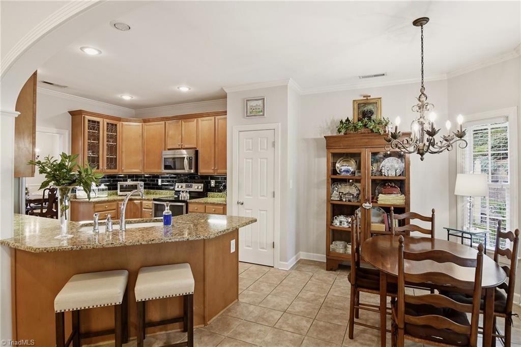 5018 Thornbury Ridge Road Winston-Salem, NC 27106 - Photo 9 of 37