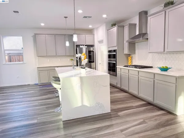 $878,000 | 209 Brush Creek Drive, Brentwood, CA 94513