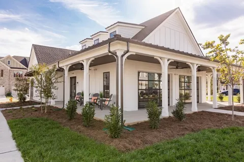 $419,900 | 2004 French Bayou Lane, Hendersonville, TN 37075
