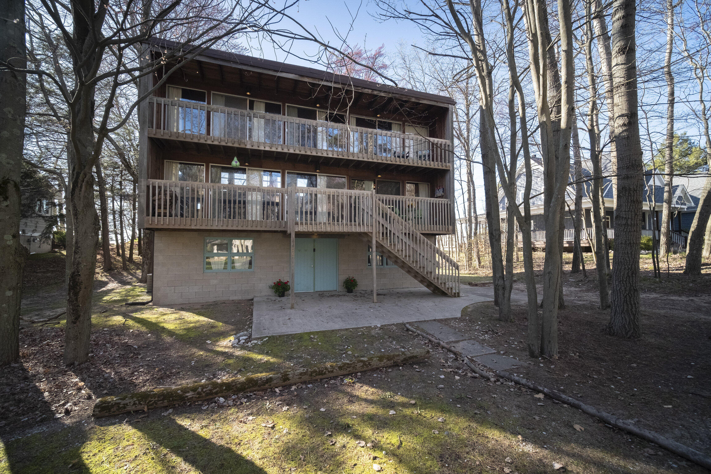 4450 Fox Farm Road Manistee, MI 49660 - Photo 12 of 109 Street View