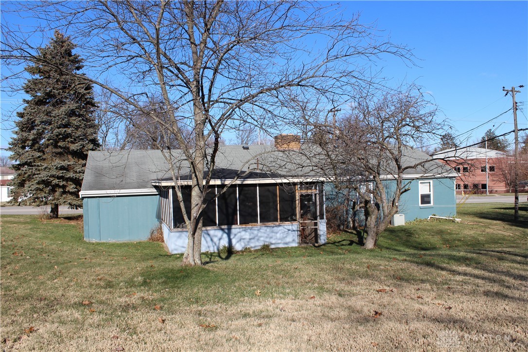 1466 East Stroop Road Kettering, OH 45429 - Photo 33 of 35 Huge lot