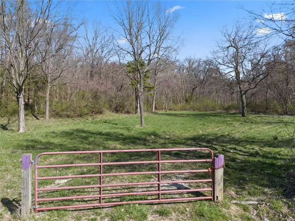 $940,500 | 17 Greens Bottom Road, St. Charles, MO 63304