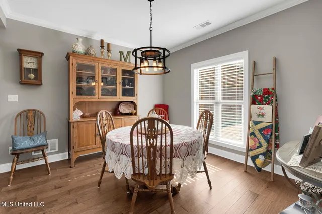 $525,000 | 2190 Redbud Cove, Southaven, MS 38672