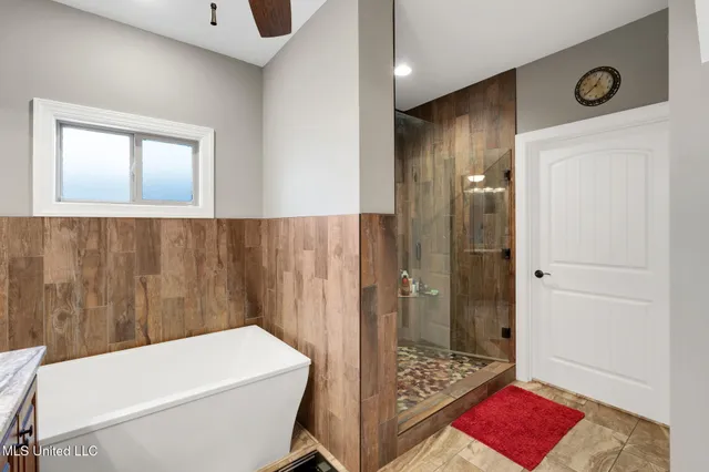 $525,000 | 2190 Redbud Cove, Southaven, MS 38672