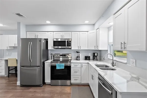 $130,000 | 6795 Armand Place, Unit 4, Pinellas Park, FL 33781