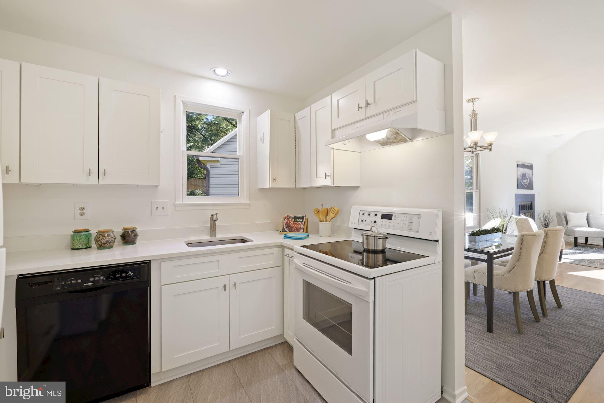 10044 Pratt Place Silver Spring, MD 20910 - Photo 16 of 47 Gallery Image 16