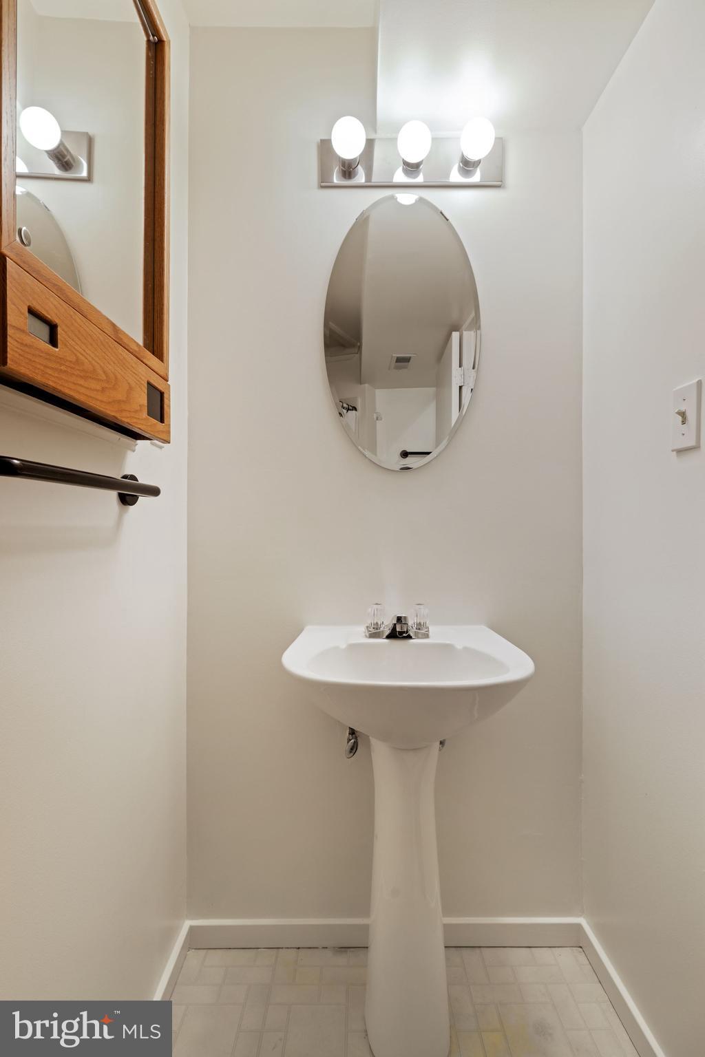 10044 Pratt Place Silver Spring, MD 20910 - Photo 38 of 47 Gallery Image 38
