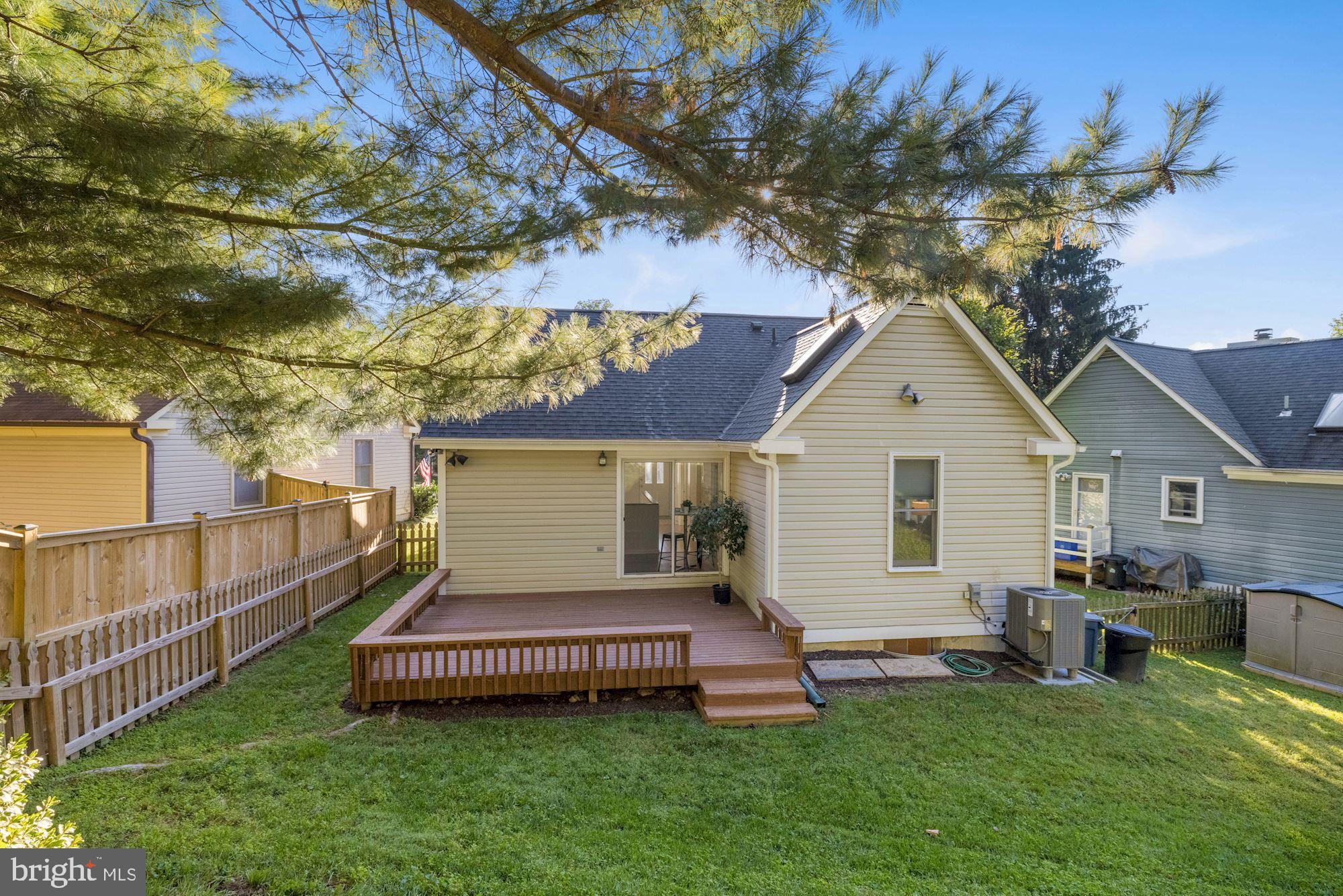 10044 Pratt Place Silver Spring, MD 20910 - Photo 45 of 47 Gallery Image 45
