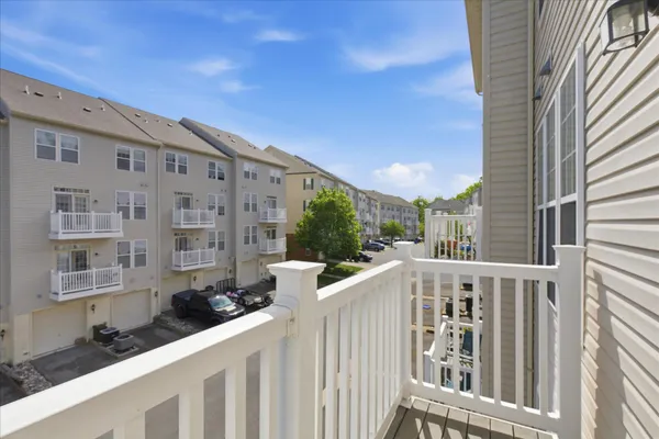 $359,000 | 2183 Ivy Lane, Unit 4, Chesapeake Beach, MD 20732