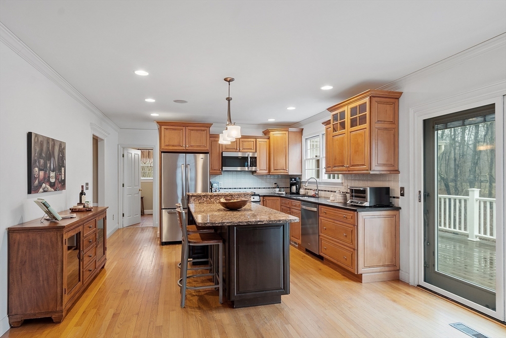 2 Davis Lane Georgetown, MA 01833 - Photo 11 of 42 Gallery Image 11