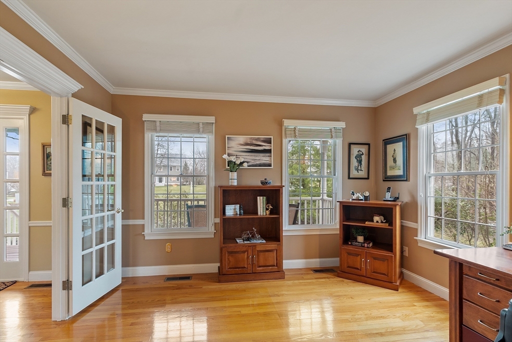 2 Davis Lane Georgetown, MA 01833 - Photo 8 of 42 Gallery Image 8