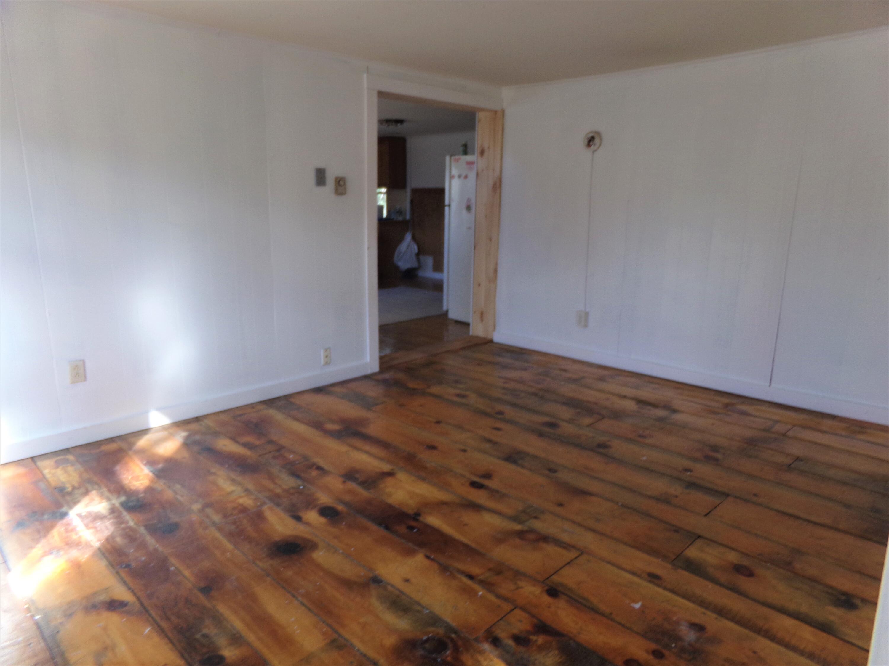 22 Pleasant Street Springvale, ME 04083 - Photo 7 of 25 116_8338 (2)