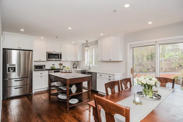 $579,900 | 14 Georgetown Drive, Nashua, NH 03062