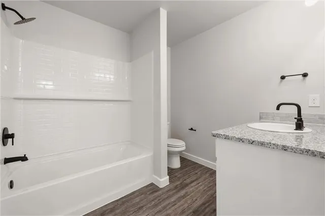 $402,900 | 26555 West 83rd Terrace, Lenexa, KS 66227