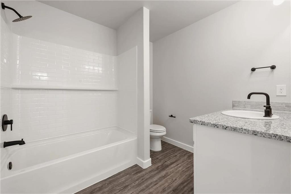 26555 West 83rd Terrace Lenexa, KS 66227 - Photo 4 of 10