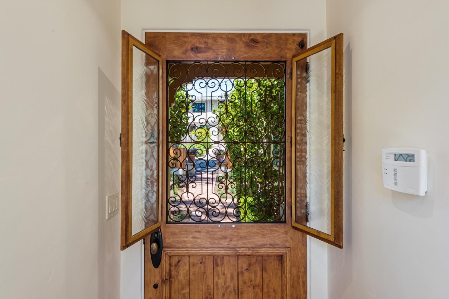 26335 Rio Avenue Carmel, CA 93923 - Photo 8 of 56