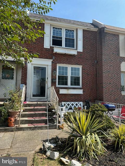 1629 Farrington Road Philadelphia, PA 19151 - Photo 2 of 10 Front