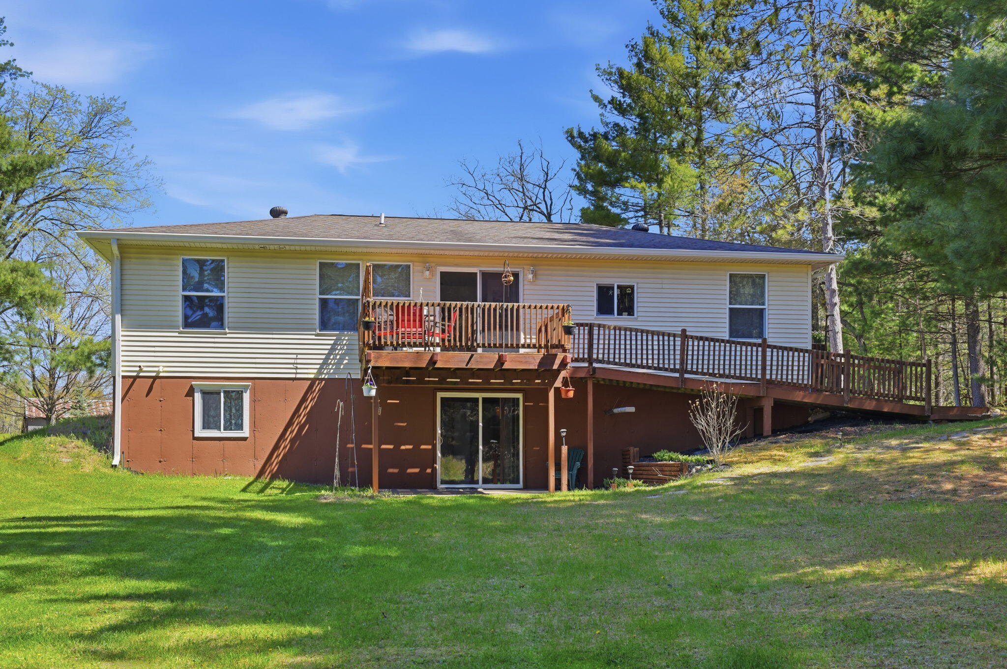 7492 East Townline Lake Road Harrison, MI 48625 - Photo 2 of 31 33-web-or-mls-DSC_0327 Ed Lane