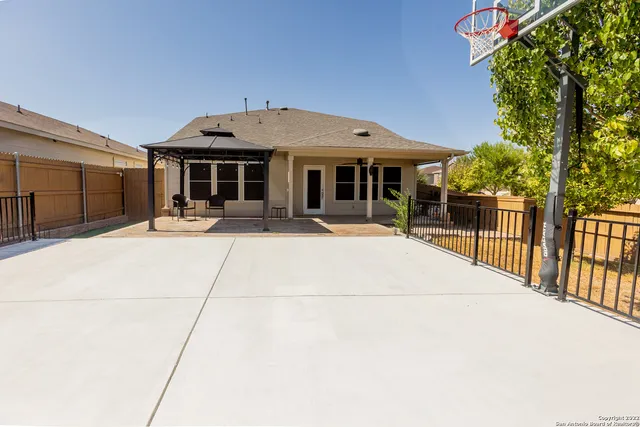 $1,995 | 10929 Charreada Trail, San Antonio, TX 78245
