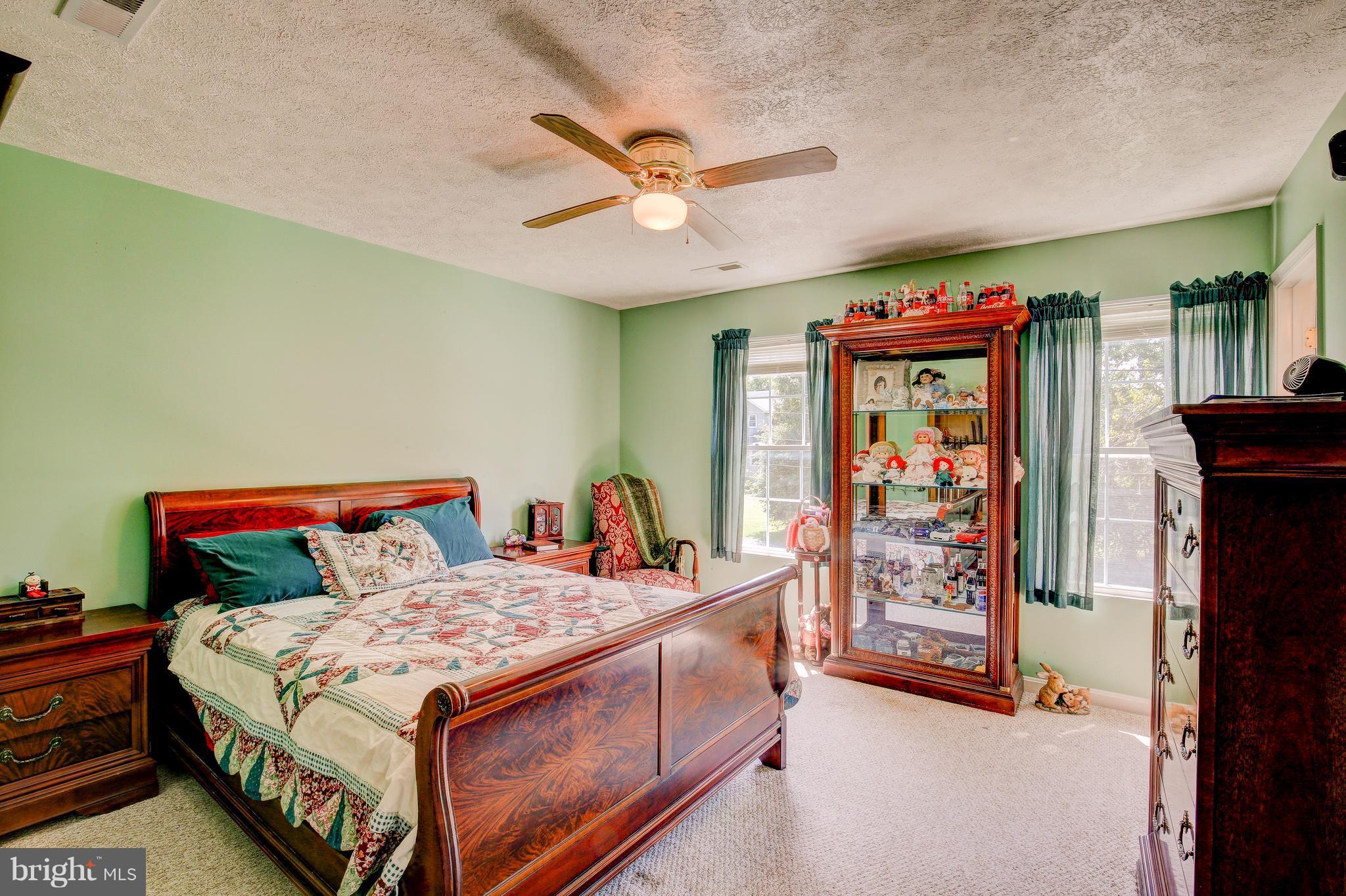 9080 Riverhill Road Laurel, MD 20723 - Photo 22 of 30 Bedroom (Master)