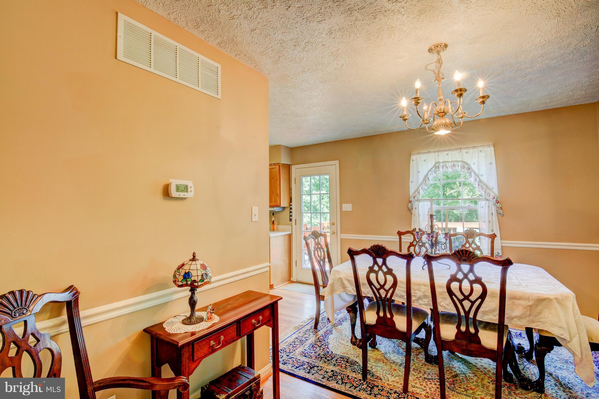 9080 Riverhill Road Laurel, MD 20723 - Photo 4 of 30 Dining Room