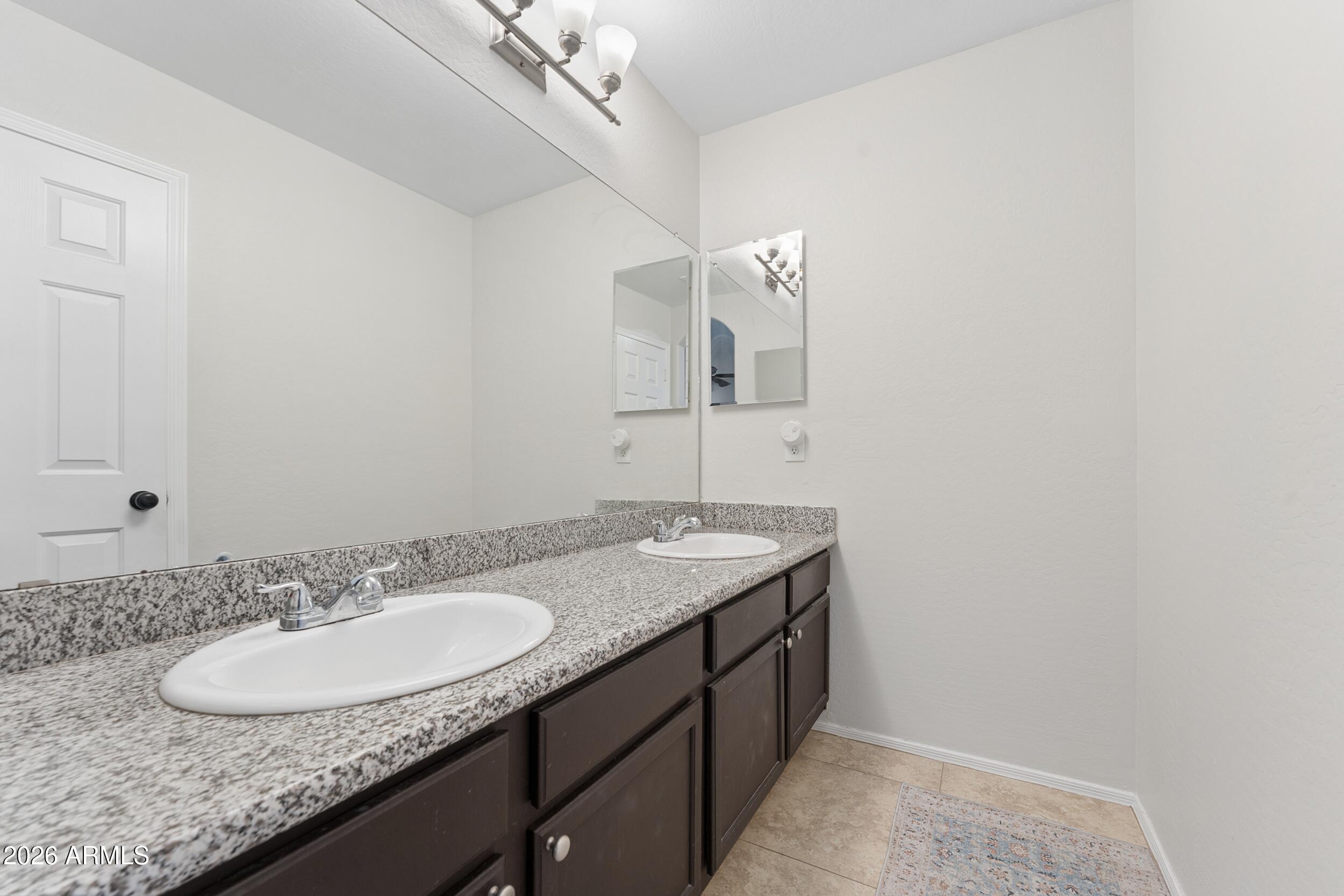 6650 East Rhodes Street Mesa, AZ 85215 - Photo 29 of 50 28_dsc00976