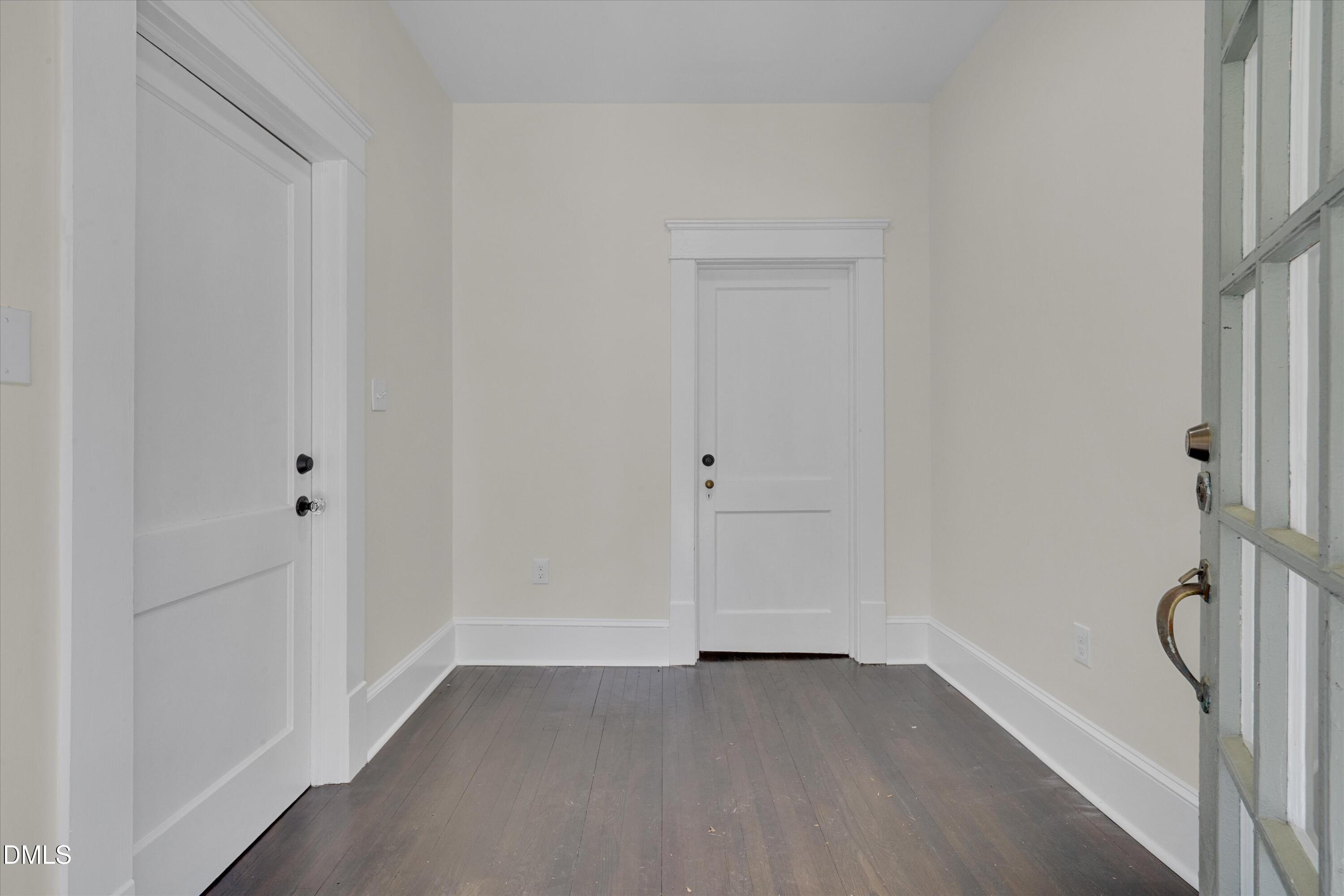 2607 Chapel Hill Road Durham, NC 27707 - Photo 7 of 28