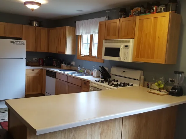 $1,895 | 2643 North Illinois Rt 178 Road, Unit Q1, Utica, IL 61373