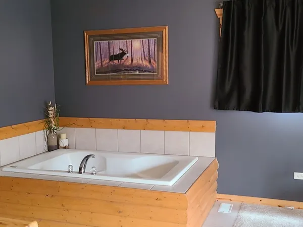 $2,250 | 2643 North Illinois Rt 178 Road, Unit Q1, Utica, IL 61373