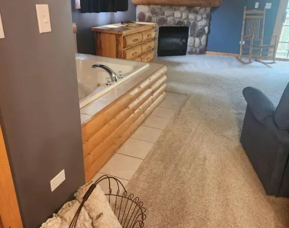 $2,250 | 2643 North Illinois Rt 178 Road, Unit Q1, Utica, IL 61373