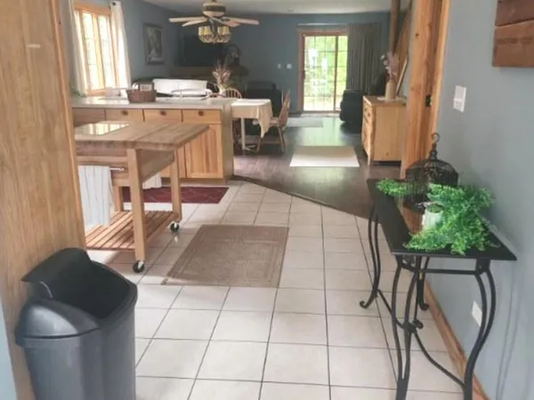 $2,250 | 2643 North Illinois Rt 178 Road, Unit Q1, Utica, IL 61373