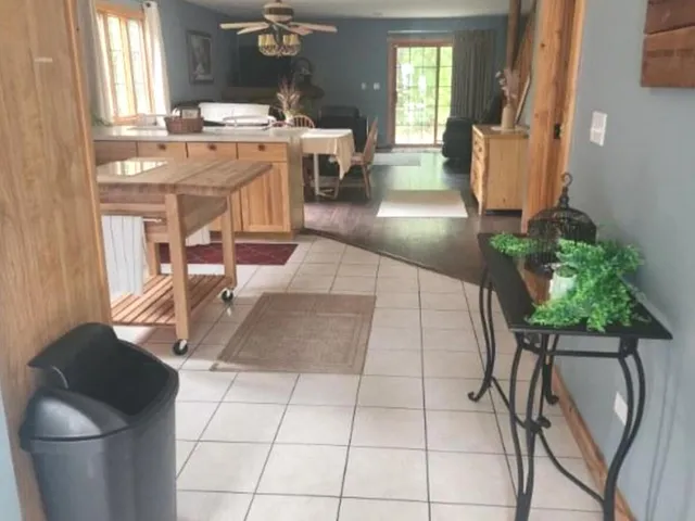 $1,895 | 2643 North Illinois Rt 178 Road, Unit Q1, Utica, IL 61373