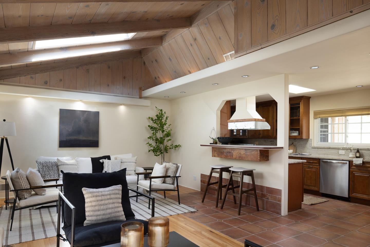 2872 Rancho Road Pebble Beach, CA 93953 - Photo 11 of 30 Gallery Image 11