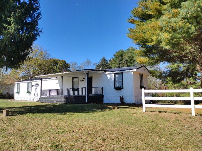 9783 Ivanhoe Road Ivanhoe, VA 24350 - Photo 50 of 56 Gallery Image 50