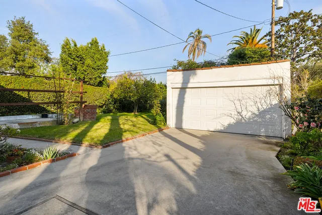 $1,250,000 | 906 North Ford Street, Burbank, CA 91505